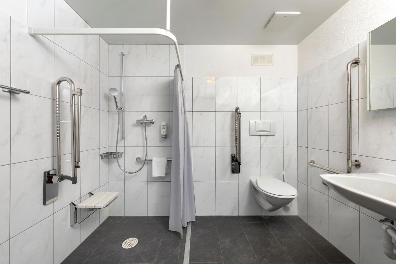 Crans-Montana Youth Hostel Екстериор снимка