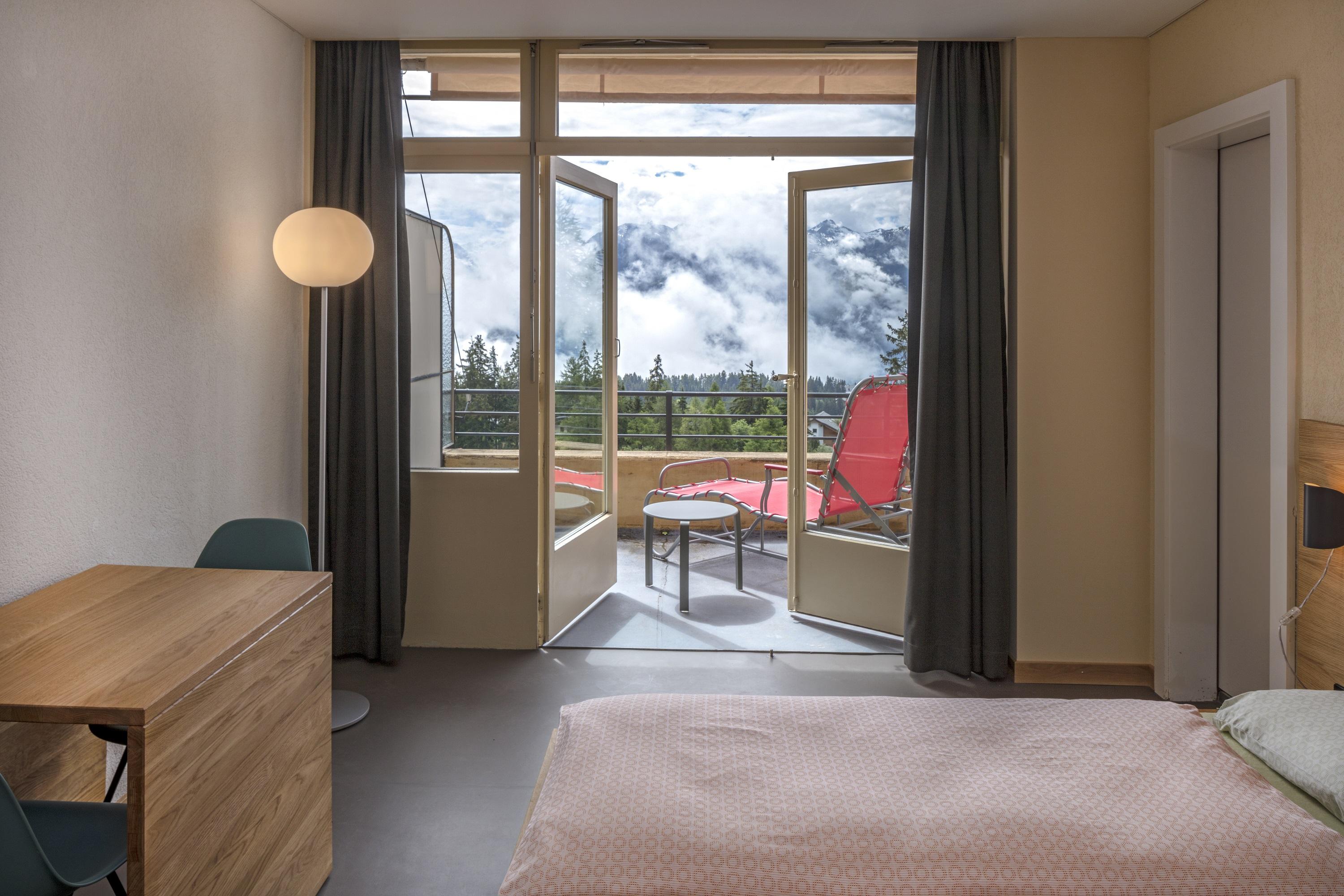 Crans-Montana Youth Hostel Екстериор снимка