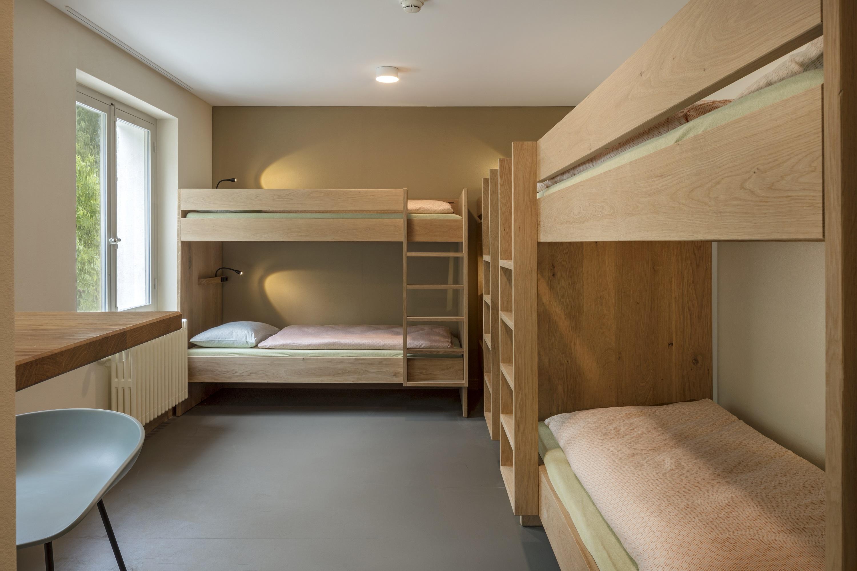 Crans-Montana Youth Hostel Екстериор снимка
