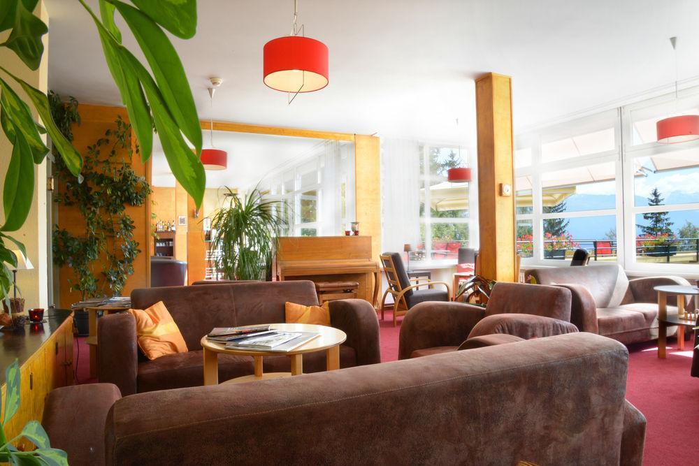 Crans-Montana Youth Hostel Екстериор снимка