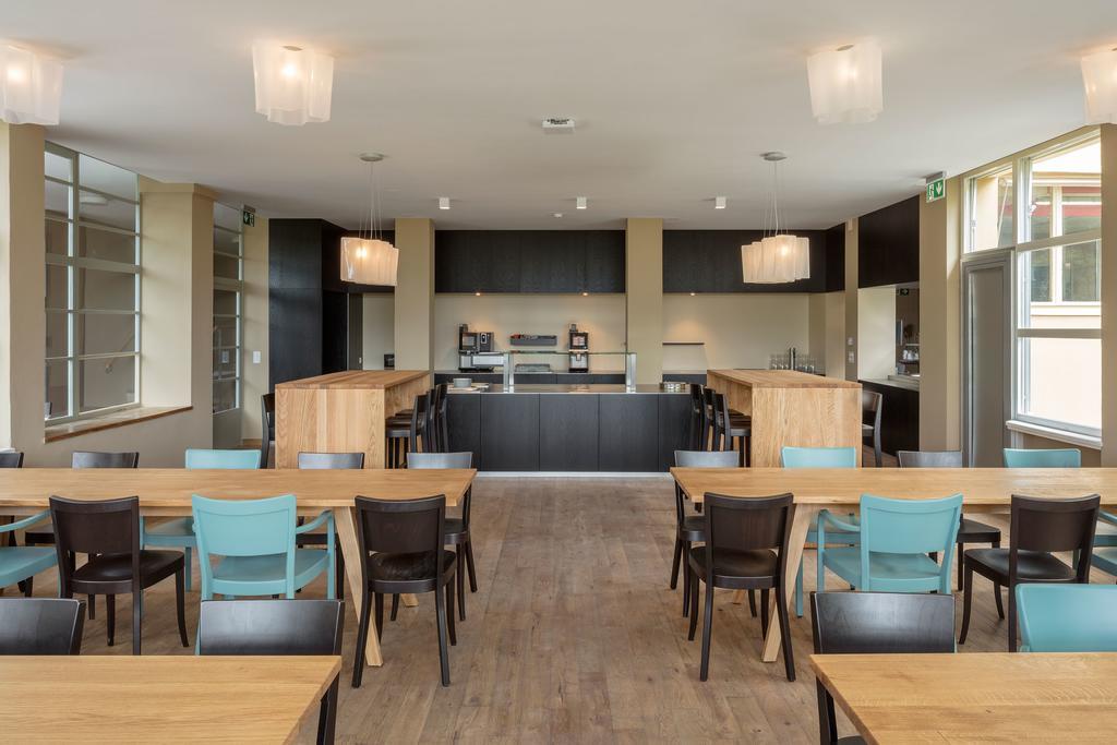 Crans-Montana Youth Hostel Екстериор снимка